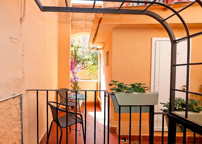 Apartment Monti With Charming Terrace Rom