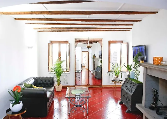 Monti With Charming Terrace Rom